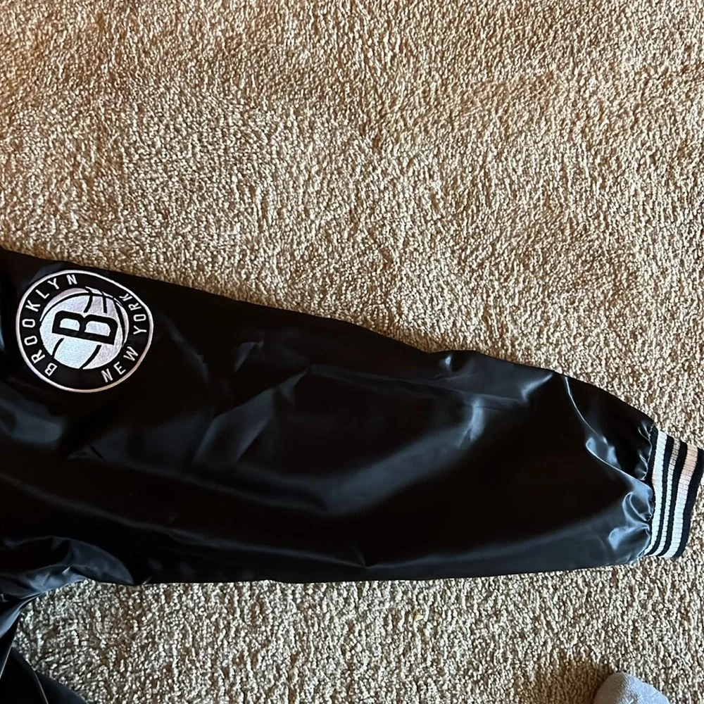 NBA Official Merchandise Black Jacket size 6XL - Picture 3 of 6